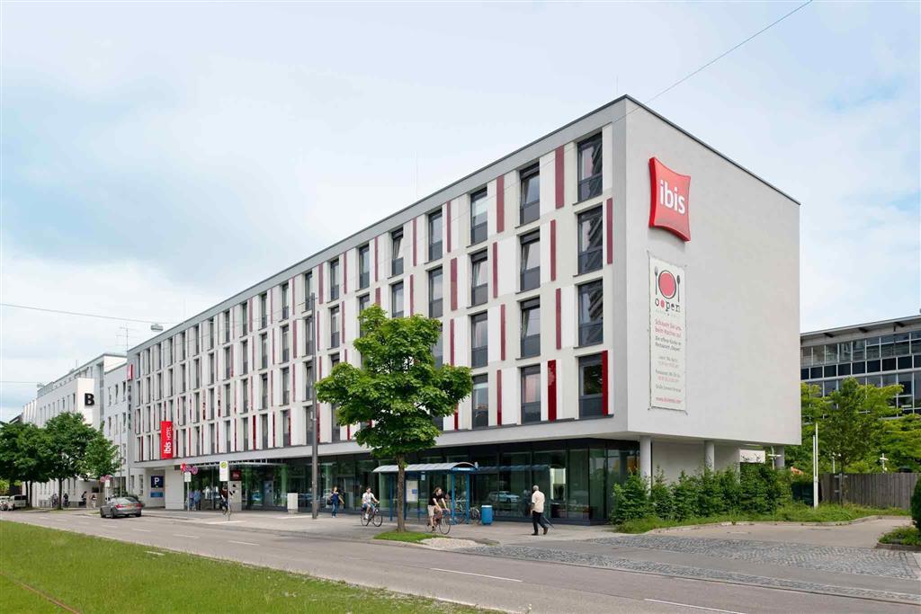 Ibis Hotel Muenchen City West Exterior foto